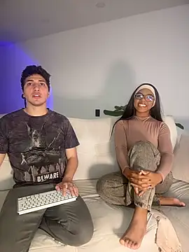 tiana nave online show from May 15, 6:04 pm