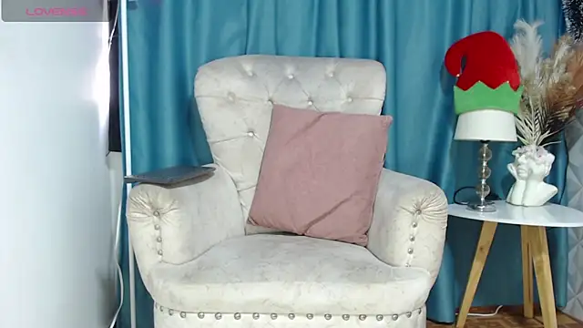 salome Queenx online show from December 11, 12:44 pm