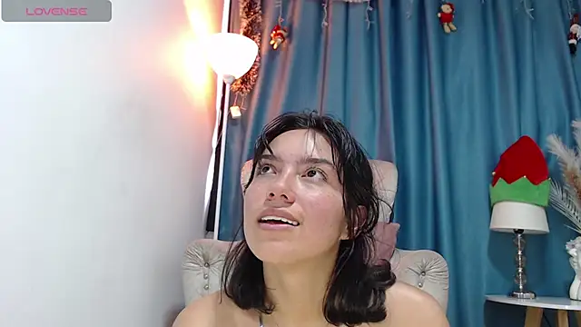 salome Queenx online show from December 31, 6:35 pm