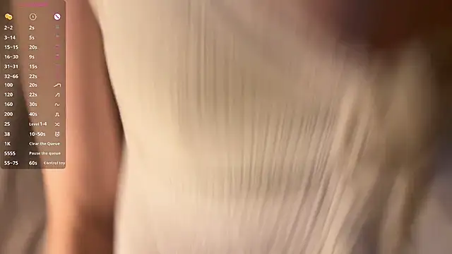 HellPeach online show from May 4, 7:43 pm