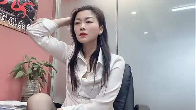 Snapshot of QianF-666 chatting on March 1, 2:02 am QianF-666 online show from March 1, 2:02 am