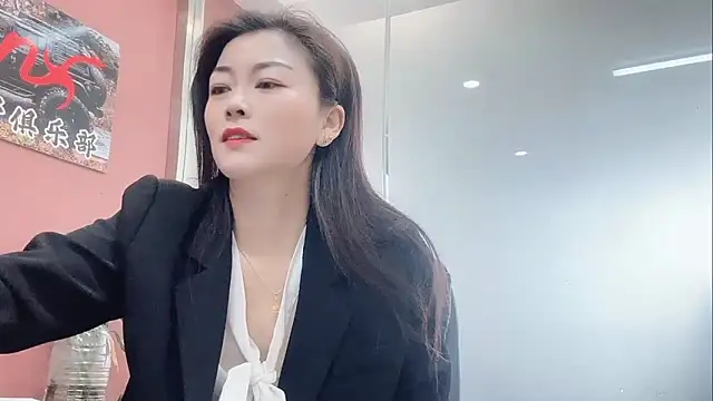 Snapshot of QianF-666 chatting on March 3, 2:18 am QianF-666 online show from March 3, 2:18 am