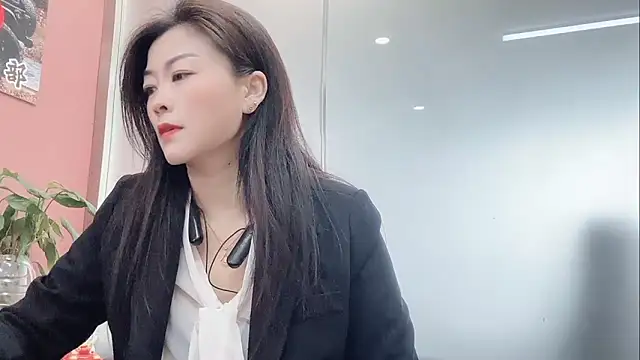 Snapshot of QianF-666 chatting on March 15, 2:50 am QianF-666 online show from March 15, 2:50 am