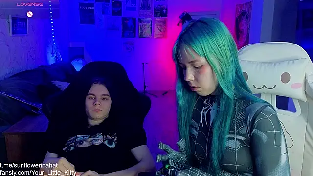 Snapshot of 812sunflowerinahat chatting on March 10, 3:41 pm 812sunflowerinahat online show from March 10, 3:41 pm