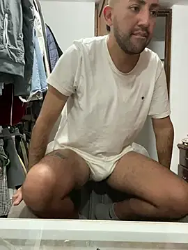 JuanZapata33 online show from March 20, 12:19 am