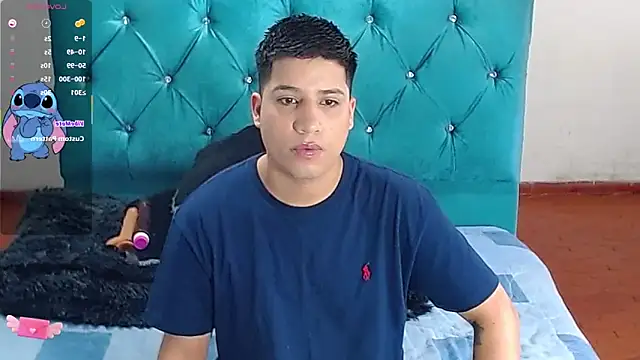 Snapshot of Randy_horny chatting on September 23, 6:11 pm Randy horny online show from September 23, 6:11 pm