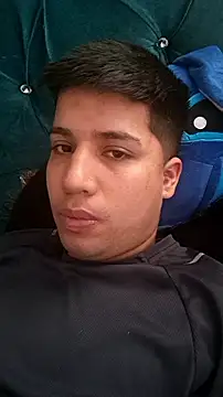 Snapshot of Randy_horny chatting on October 26, 9:10 pm Randy horny online show from October 26, 9:10 pm