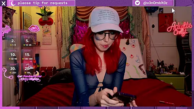 Snapshot of v3n0mb1t3z chatting on May 14, 7:04 am v3n0mb1t3z online show from May 14, 7:04 am