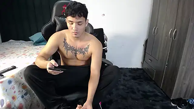 Snapshot of man_dur07 chatting on January 29, 11:56 pm man dur07 online show from January 29, 11:56 pm