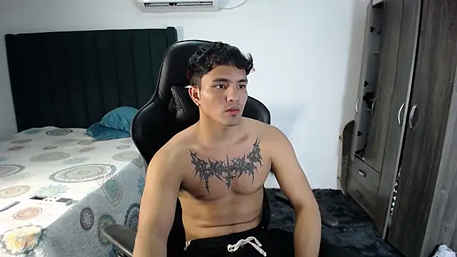 Snapshot of man_dur07 chatting on February 16, 11:59 pm man dur07 online show from February 16, 11:59 pm