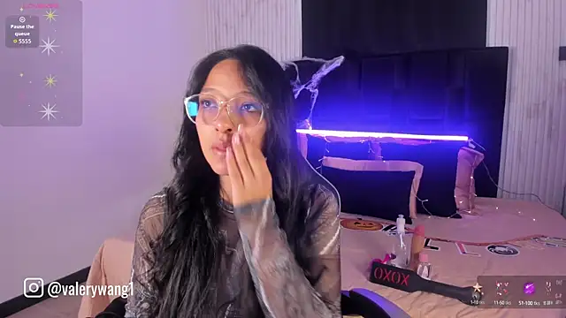 Snapshot of Valery_wang chatting on October 7, 11:40 am Valery wang online show from October 7, 11:40 am