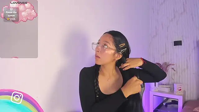 Snapshot of Valery_wang chatting on November 4, 12:04 pm Valery wang online show from November 4, 12:04 pm