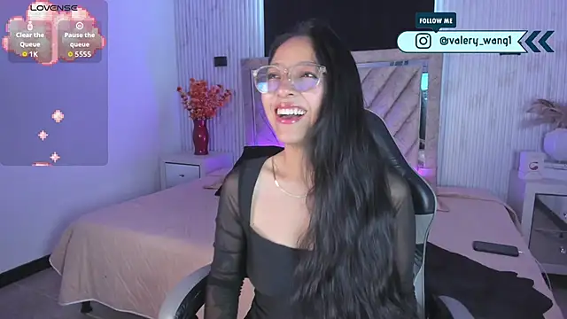 Snapshot of Valery_wang chatting on November 17, 11:49 am Valery wang online show from November 17, 11:49 am