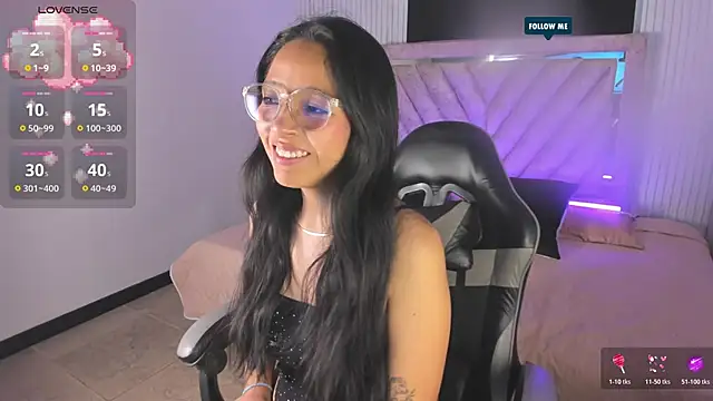 Snapshot of Valery_wang chatting on November 26, 11:44 am Valery wang online show from November 26, 11:44 am