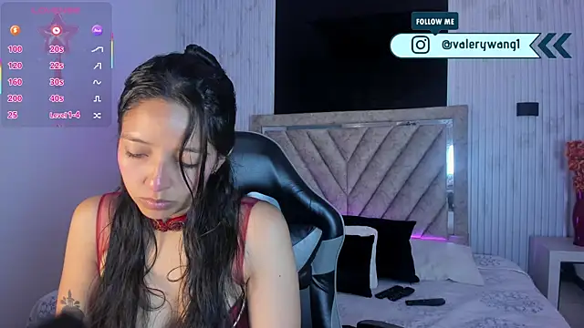 Snapshot of Valery_wang chatting on January 14, 12:00 pm Valery wang online show from January 14, 12:00 pm