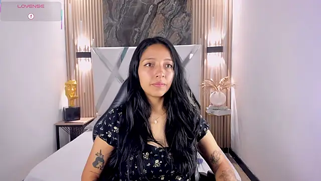 Snapshot of Valery_wang chatting on April 24, 12:07 pm Valery wang online show from April 24, 12:07 pm