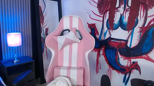 kittyhouse hs online show from April 30, 8:48 pm