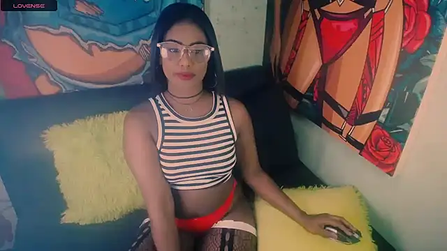 Littleindianmilf online show from November 18, 9:25 am