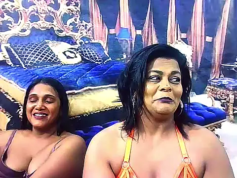 indianCherryPie online show from November 17, 10:32 am