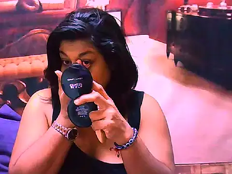 indianCherryPie online show from April 28, 5:23 am