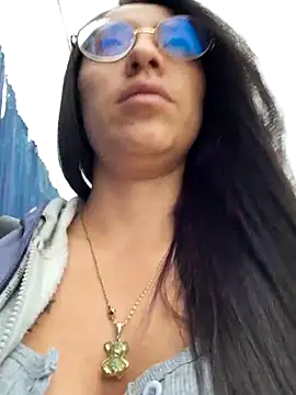 Snapshot of VALERY-03_ chatting on February 12, 12:11 pm VALERY-03 online show from February 12, 12:11 pm