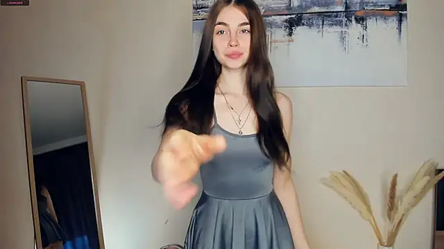 MaryJacksoon online show from February 3, 7:35 am