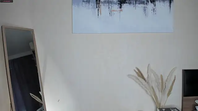 MaryJacksoon online show from May 3, 7:36 am
