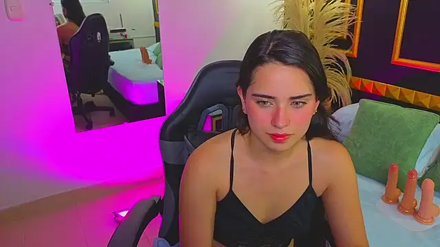 Snapshot of angelica_dymond chatting on February 2, 7:56 pm angelica dymond online show from February 2, 7:56 pm