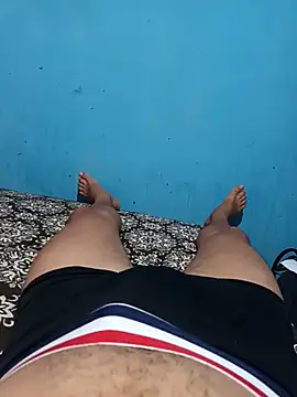 Snapshot of 1995eduardo chatting on February 3, 2:14 am 1995eduardo online show from February 3, 2:14 am