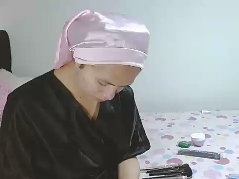 Snapshot of giuliana_andrade chatting on September 10, 1:16 am giuliana andrade online show from September 10, 1:16 am