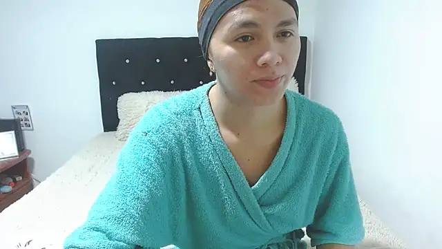 giuliana andrade online show from October 25, 12:18 am