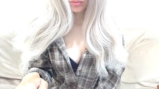 Snapshot of _kitty_Rose_ chatting on April 27, 3:04 am kitty Rose online show from April 27, 3:04 am