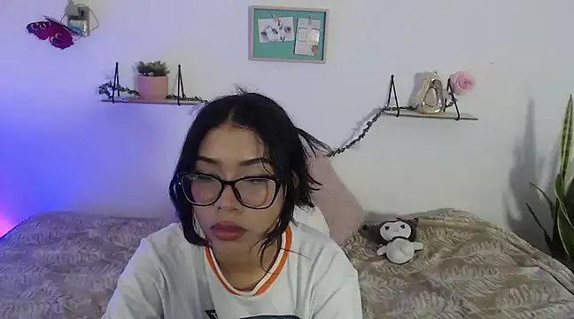 Snapshot of AmberJeong chatting on January 9, 2:11 am AmberJeong online show from January 9, 2:11 am