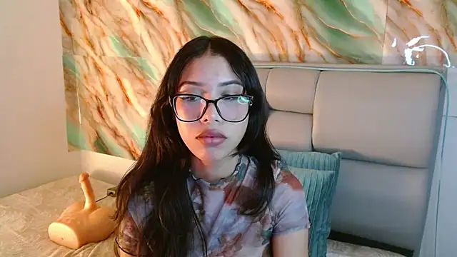 Snapshot of AmberJeong chatting on March 1, 2:04 am AmberJeong online show from March 1, 2:04 am