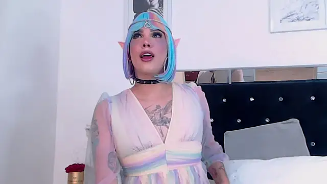 Snapshot of ZikaruRichie chatting on October 31, 10:38 am ZikaruRichie online show from October 31, 10:38 am