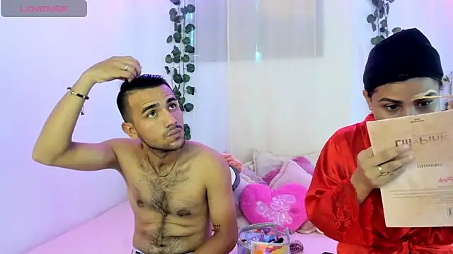 catalina and roger online show from October 5, 2:59 pm