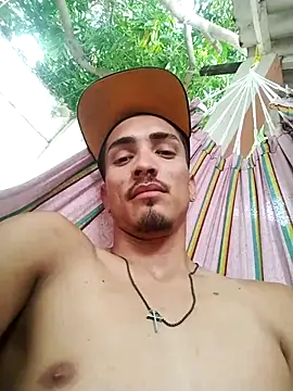 Snapshot of jeremy_scott chatting on September 24, 7:50 pm jeremy scott online show from September 24, 7:50 pm