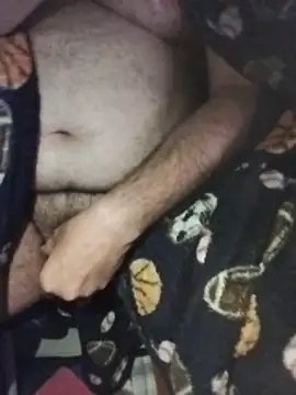 Snapshot of Leocesar37 chatting on October 20, 8:37 am Leocesar37 online show from October 20, 8:37 am