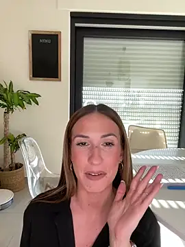 lola tentatiion online show from January 13, 2:00 pm
