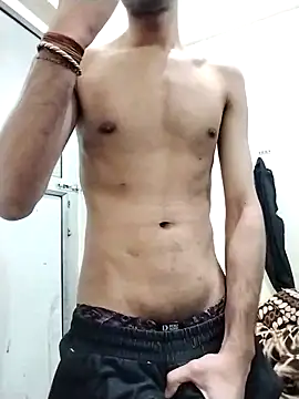 Snapshot of niranjan_07_ chatting on February 24, 9:21 am niranjan 07 online show from February 24, 9:21 am