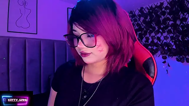 Kitty Gang online show from January 8, 2:47 am