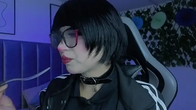 Kitty Gang online show from May 14, 1:56 am