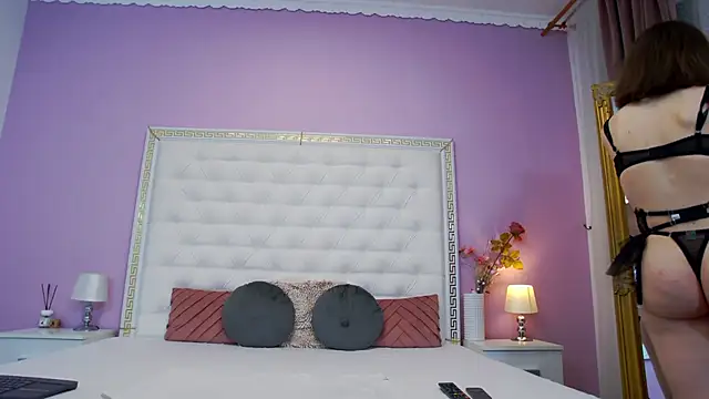 Lenna Paul online show from January 14, 5:13 am