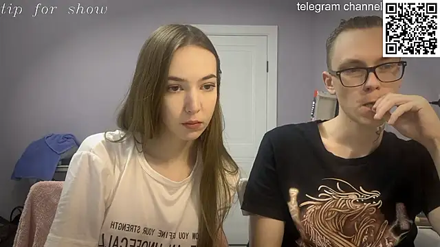 Snapshot of Alex17am chatting on January 11, 3:17 pm Alex17am online show from January 11, 3:17 pm