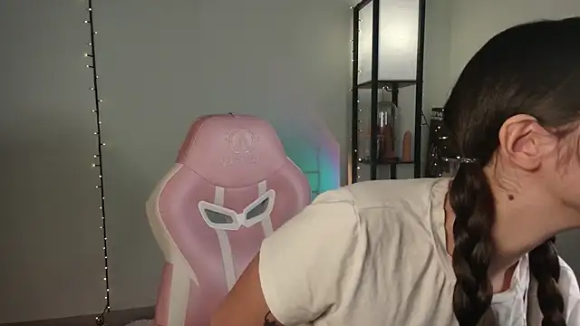 purrrrrrrrr online show from December 5, 1:17 pm