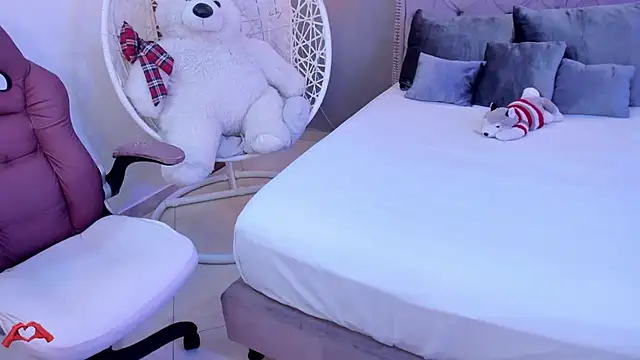 Snapshot of laris_park chatting on January 21, 11:56 am laris park online show from January 21, 11:56 am