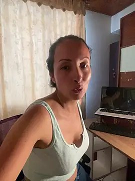 yaralyminjo2 online show from January 9, 10:52 pm