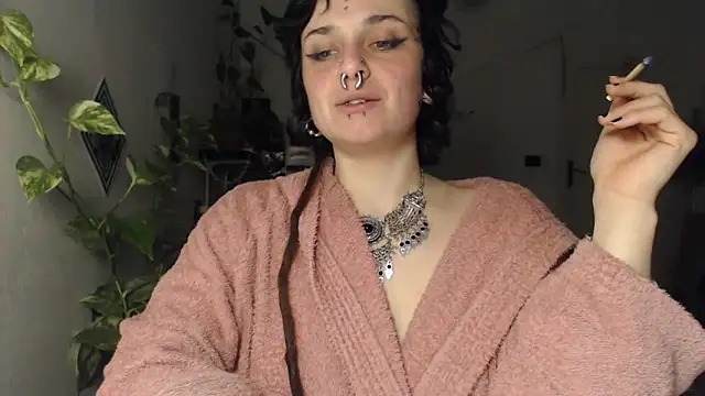 kinkyspirali online show from February 20, 9:37 pm