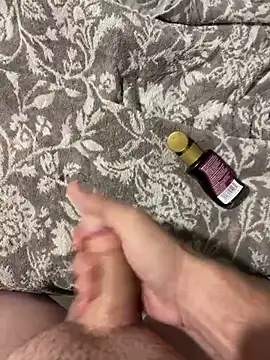 maddenikkis online show from December 31, 1:30 pm