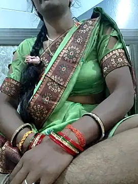 Snapshot of Hallen-G chatting on November 3, 7:20 am Hallen-G online show from November 3, 7:20 am